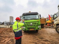Ngebut, China Bangun Rumah Sakit Khusus Corona
