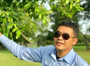 Intip Garasi Senator Bali Arya Wedakarna yang Dipecat Jokowi