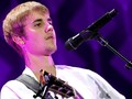 Tangis Justin Bieber Pecah saat Kenang Kepahitan Masa Lalu