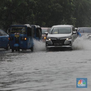 DKI Siaga Banjir, Ini Penampakan Pasar Baru dan Sekitarnya