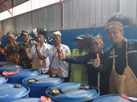 Sub Penyalur BBM Diresmikan, Harga BBM di Asmat Turun Banyak