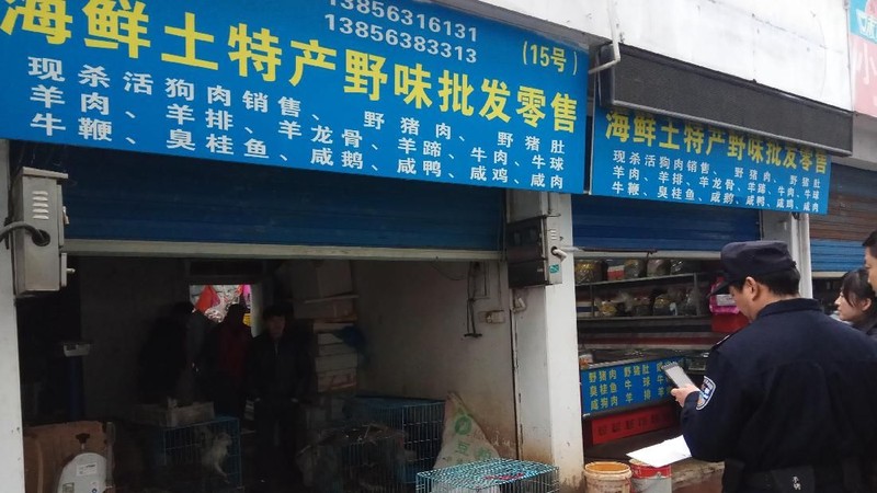 Wabah virus baru yang diduga berasal dari pasar satwa liar di China membuat penegakan hukum setempat untuk bertindak tegas.
