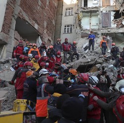 Korban Gempa Turki Bertambah, Setidaknya 19 Tewas, 709 Luka