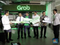 Grab Ngaku Bukan Lagi Ojol & Rencana Daur Ulang Ponsel