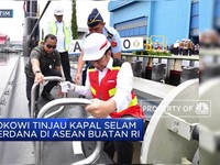 Jokowi Tinjau Kapal Selam Perdana di ASEAN Buatan RI