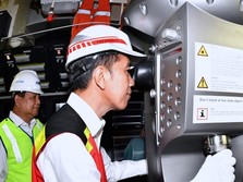 Aksi Jokowi, Prabowo, Luhut di Perut Kapal Selam Made in RI