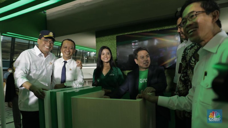 Mobil Listrik Grab Indonesia Kini Tersedia di Bandara Soekarno Hatta.