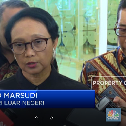 Turis Dari China Dilarang Masuk dan Transit di Indonesia