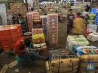 Ampas Makanan hingga Plastik Impor Banjiri RI di Mei