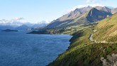 Bagian utara Danau Wakatipu di Glenorchy, Selandia Baru, yang menjadi lokasi syuting serial televisi The Lord of the Rings. (Malcolm Foster via AP)