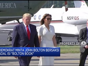 Demi Makzulkan Trump, Demokrat Ingin John Bolton Bersaksi