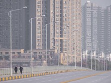 Viral! Video Teriakan Warga Wuhan yang Terisolasi