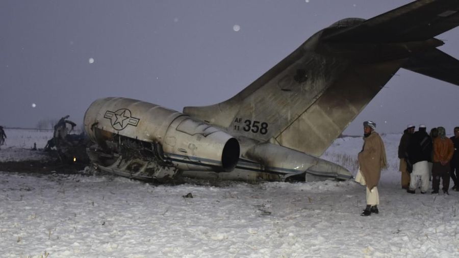 Pesawat Militer AS, Bombardier E-11A Jatuh di Provinsi Ghazni, Afghanistan. Jatuhnya pesawat masih simpang siur. Meski ada yang mengatakan tertembak Taliban.