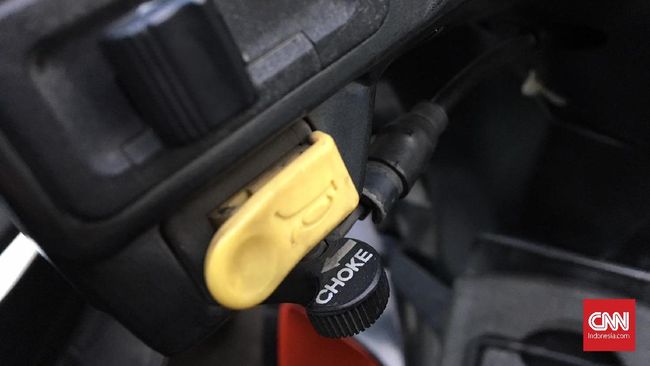 Guna Fitur Choke yang Kini Hilang di Motor Baru