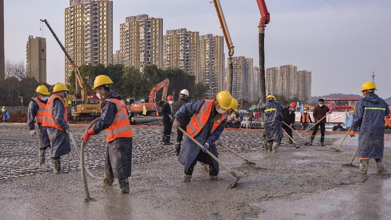Pemerintah China sedang mengebut pembangunan rumah sakit yang dikhususkan untuk menangani pasien yang terkena virus corona.