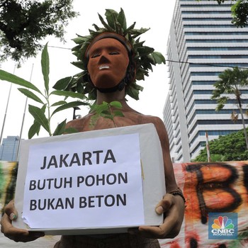 Revitalisasi Monas Ditolak: Jakarta Butuh Pohon Bukan Beton!