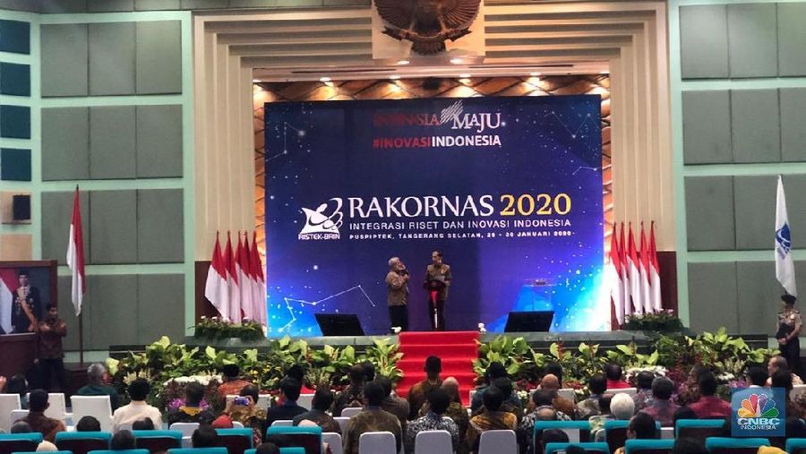 Jokowi minta Pertamina dan BPDPKS untuk mengoptimalkan pemanfaatan sawit untuk kebutuhan energi dalam negeri