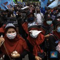 Bocoran Pesangon, Ada Uang 'Pemanis' Buat Buruh 5 Kali Gaji