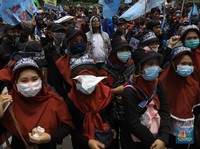 Bocoran Pesangon, Ada Uang 'Pemanis' Buat Buruh 5 Kali Gaji