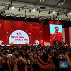 Jokowi ke Muhadjir: Pakai Baju China, Tapi Pakai Kopiah