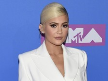 Bos Instagram Jawab Protes Kylie Jenner dan Kim Kardashian