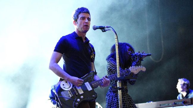 Noel Gallagher Rilis Single Baru, New Moon Rising