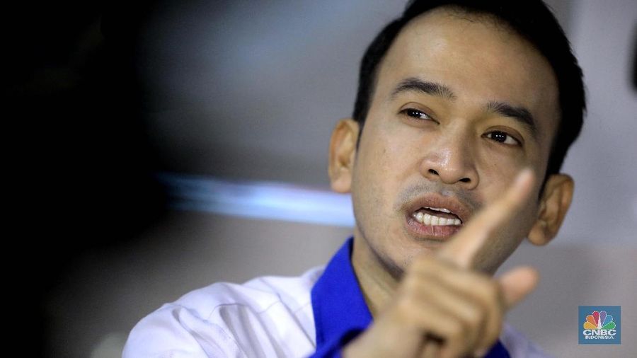 Ruben Onsu kini tidak hanya sebagai artis tapi juga pengusaha sukses.