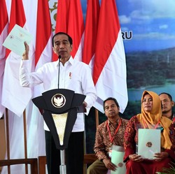 Jokowi 'Sulap' Sertifikat Tanah Jadi Digital, Apa Tujuannya?