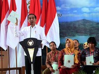 Jokowi 'Sulap' Sertifikat Tanah Jadi Digital, Apa Tujuannya?