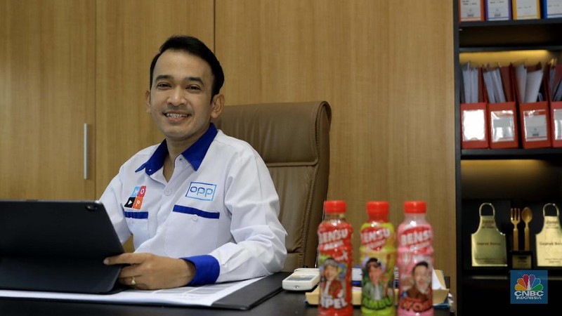 Ruben Onsu kini tidak hanya sebagai artis tapi juga pengusaha sukses.