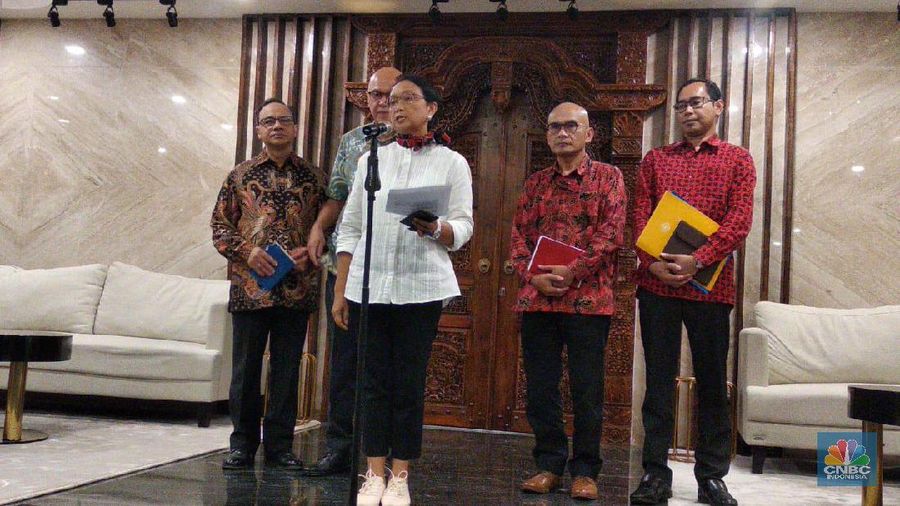 Pemerintah menegaskan segera mengevakuasi WNI dari China, pesawat akan berangkat kurang dari 24 jam.