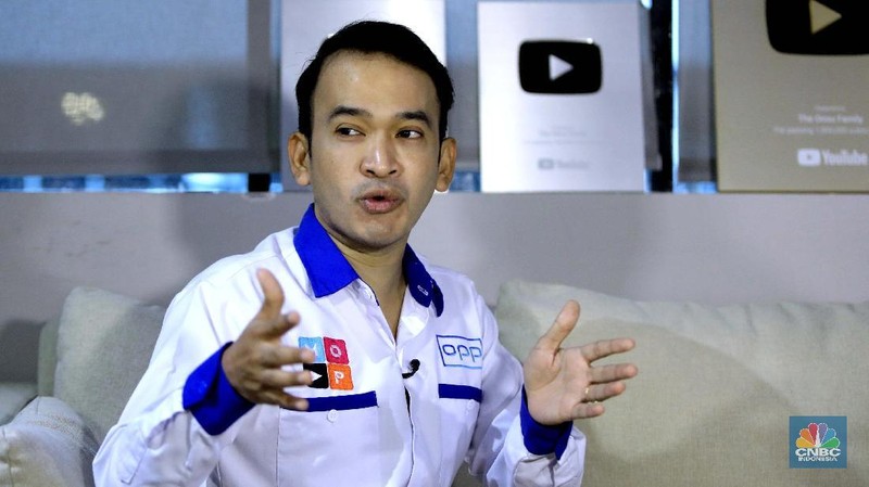 Ruben Onsu kini tidak hanya sebagai artis tapi juga pengusaha sukses.