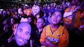 Kobe Bryant punya tempat istimewa di hati suporter LA Lakers setelah 20 tahun menghabiskan karier di sana. (AP Photo/Ringo H.W. Chiu)