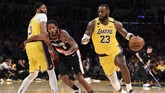 Los Angeles Lakers mendapat perlawanan sengit dari Portland Trail Blazers. (AP Photo/Kelvin Kuo)
