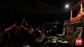 Wayang potehi sejatinya tak hanya dimainkan saat Imlek saja. Ia dinilai bisa menyebarkan kebaikan melalui kisah-kisah inspiratif. (CNN Indonesia/ Adhi Wicaksono)