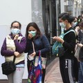 Warga RI Mau Pakai Masker, Kok Kasus Corona Naik Terus?