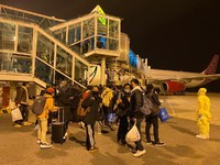Evakuasi Corona, Akhirnya WNI dari China Tiba di Batam