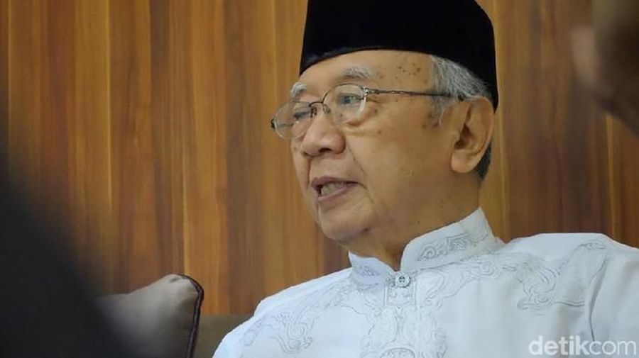 KH. Salahuddin Wahid yang merupakan mantan anggota MPR dan mantan Wakil Ketua Komnas HAM, tutup usia pada Minggu (2/2/2020).