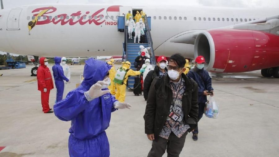 Hanya 238 WNI yang pulang ke RI. Tiga WNI batal pulang dari Wuhan karena kondisi yang tidak sehat.