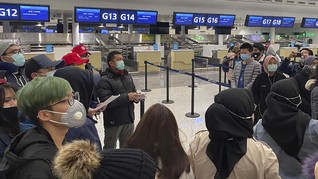 Cegah Corona Meluas, RI Tunda Bebas Visa bagi Warga Asing