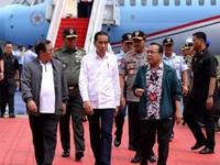 Jokowi Terbang ke Kalsel, Resmikan Bendungan Tapin