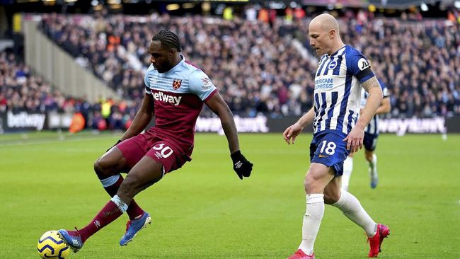 MIchail Antonio, Sayap West Ham yang Rajin Bobol Liverpool