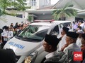Jenazah Gus Sholah Diberangkatkan ke Jombang