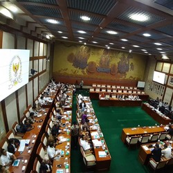 Hari Ini Draft Omnibus Law 'Cilaka' Diserahkan ke DPR