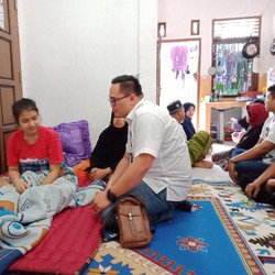 Terganjal Biaya, Akhirnya Riska Ramadila Berobat ke Jakarta