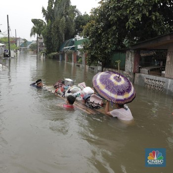 Kecamatan Periuk Tangerang Banjir, Ada yang Tergenang 3 Meter