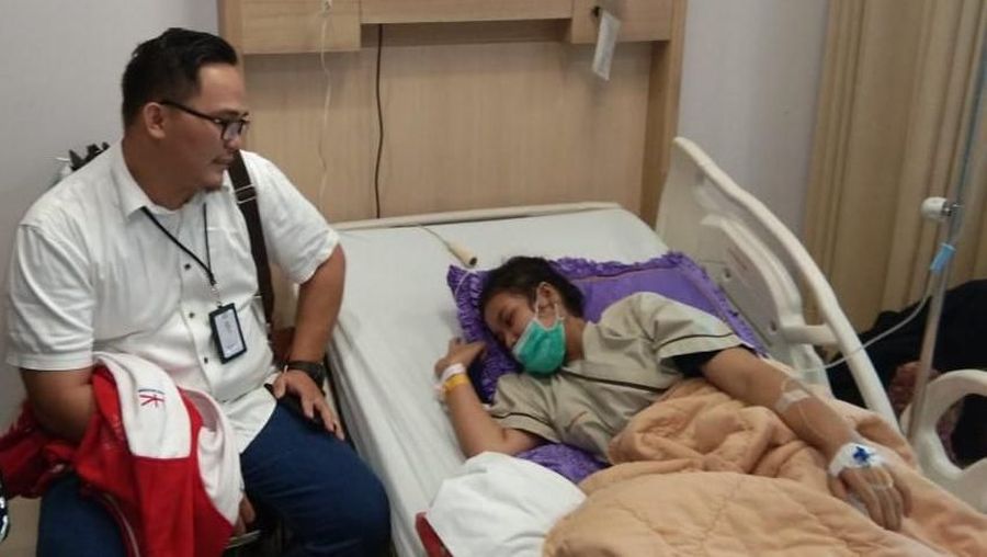 Beruntung, ada banyak pihak yang peduli dan memberikan bantuan kepada Riska Ramadila salah satunya adalah PT Hutama Karya (Persero).