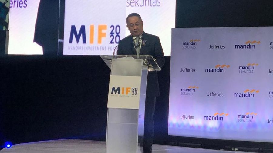 Royke Tumilaar mengklaim bahwa pertumbuhan laba Bank Mandiri merupakan yang tertinggi di antara seluruh bank besar di Asia Tenggara.