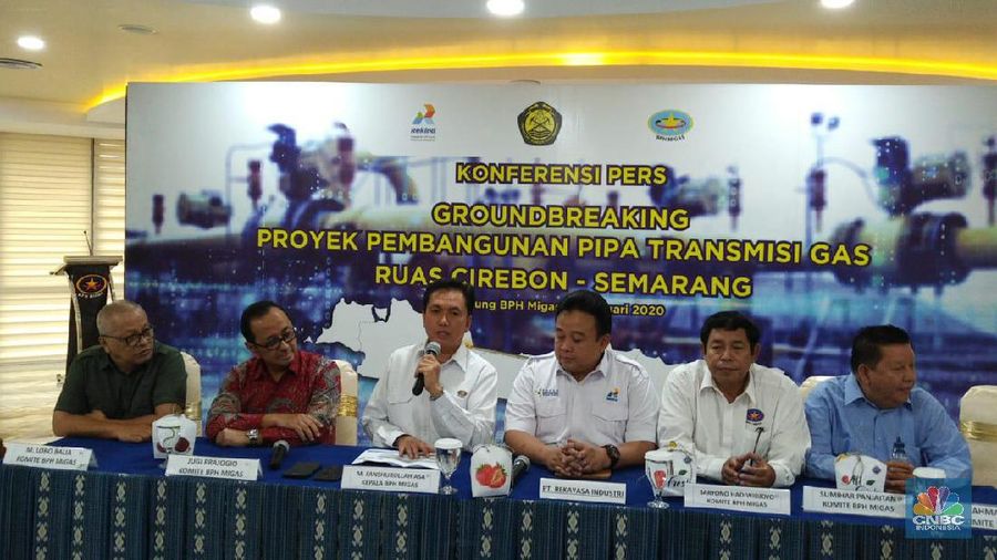 Jika proyek ini rampung, maka akan melahirkan banyak kawasan industri di sekitar Cirebon dan Semarang.