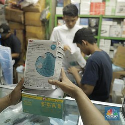 Duh, Pabrik Masker RI Kelimpungan Gegara Wabah Corona